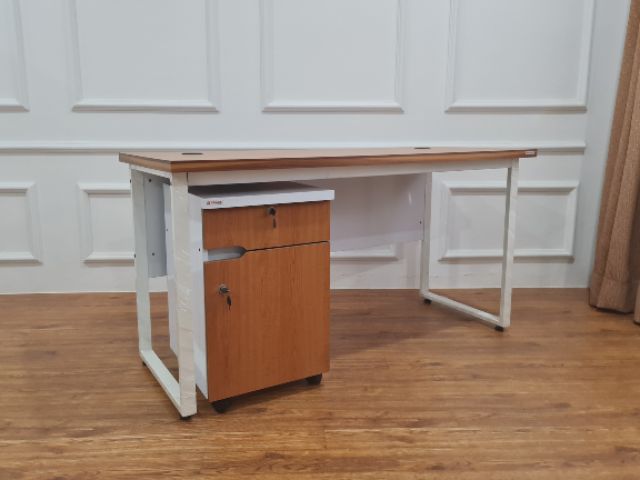 Meja-Kantor-Grace-MT-568-NAKAS-212-SET.jpg Meja Kantor Grace MT 568 + NAKAS 212 SET - Image 1